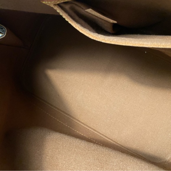 Louis Vuitton Alma bag Pm - Picture 8 of 16